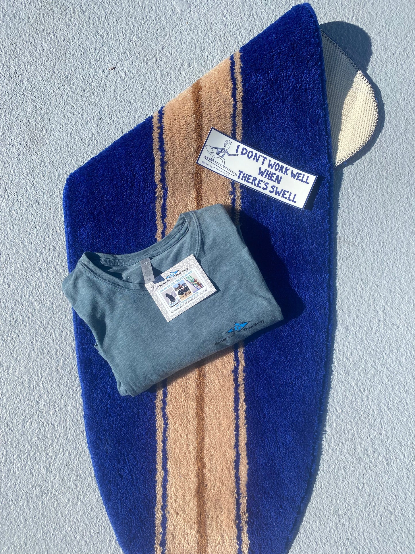 Surfboard Rug and T shirt gift set