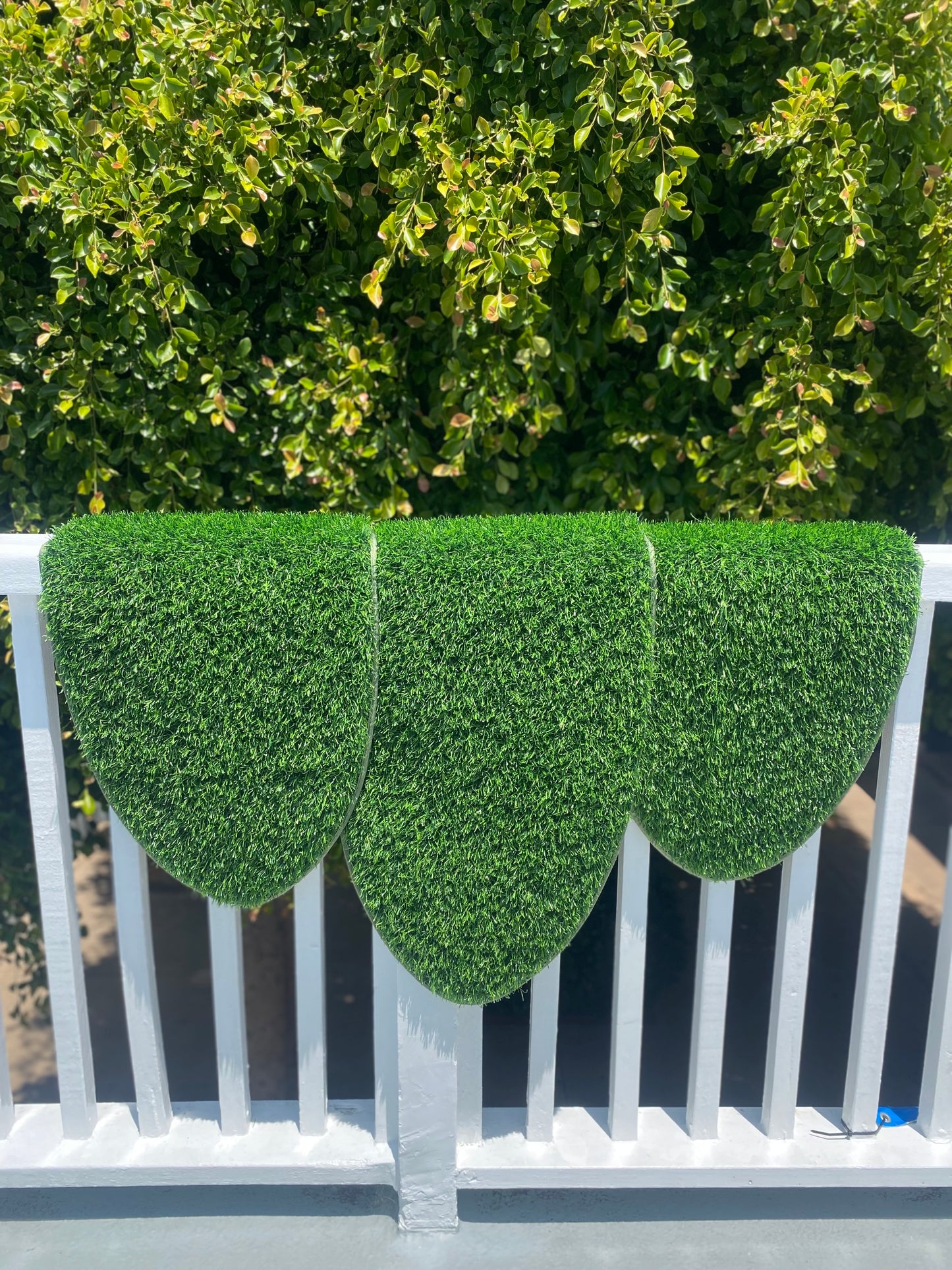 Turfboard - Surfboard shaped  grass Changing Mat